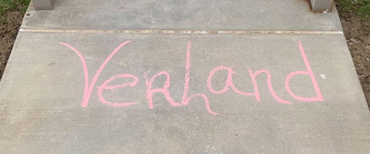 Verland-Sidewalk-Chalk